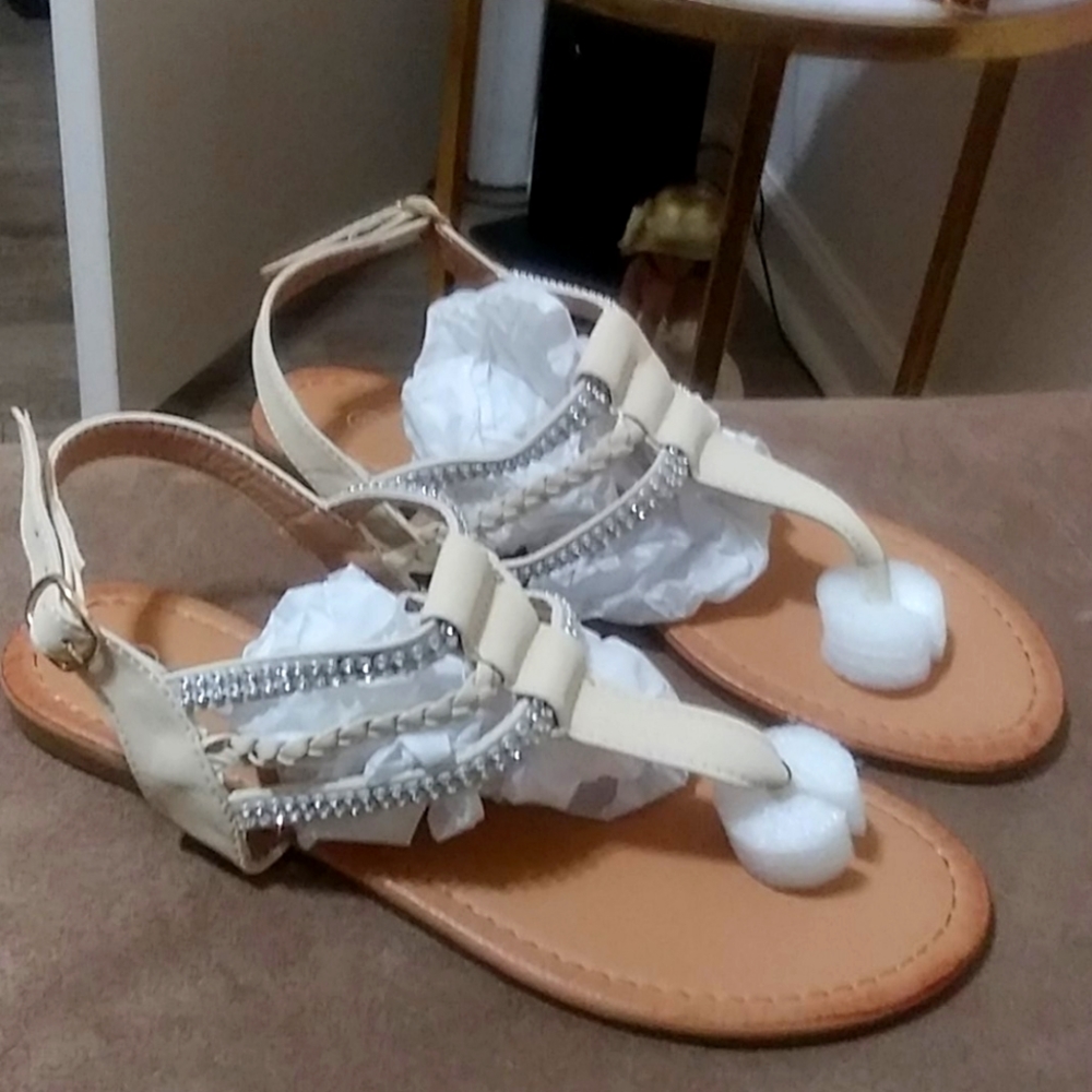 Sandals - Picture 2 of 3